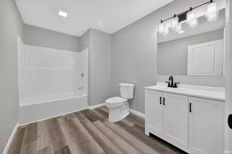 Bath - 914 W Divison Rd, Jasper, IN 47546 photo 1 of 2