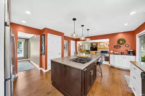 Kitchen - 16288 Windemere Ct, Granger, IN 46530 photo 5 of 6