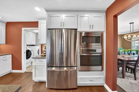 Kitchen - 16288 Windemere Ct, Granger, IN 46530 photo 4 of 6