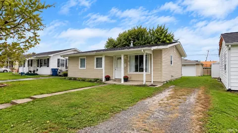 1106 E Grant St, Marion, IN 46952