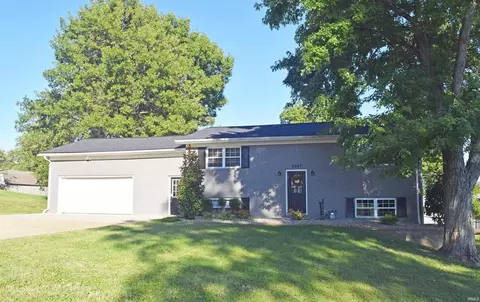 2547 Ruby Ln, Wadesville, IN 47638