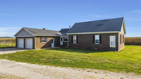 5680 W 1000 S, Owensville, IN 47665