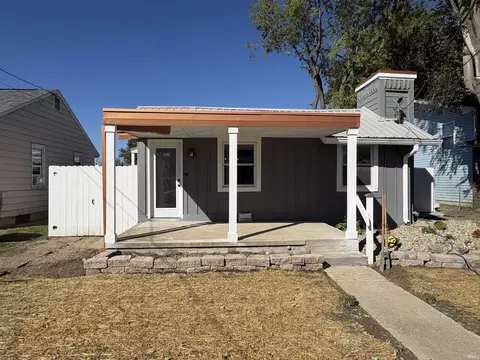 1620 E Washington St, Frankfort, IN 46041