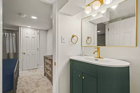 Bath - 1237 Cedar St, South Bend, IN 46617 photo 2 of 5