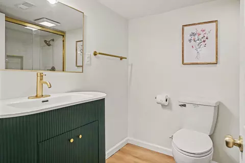 Bath - 1237 Cedar St, South Bend, IN 46617 photo 4 of 5