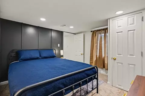 Bedroom - 1237 Cedar St, South Bend, IN 46617 photo 6 of 8