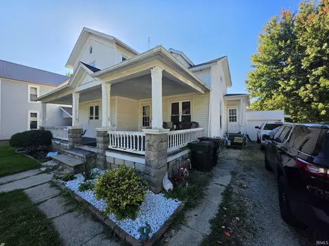 235 N Jefferson St, Cromwell, IN 46732