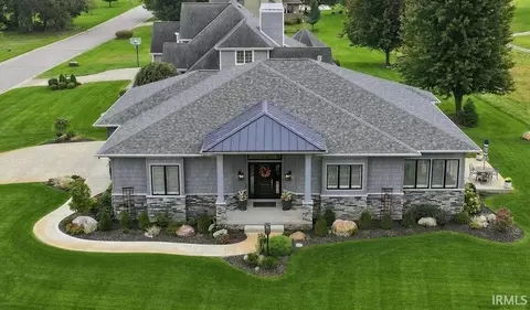 2835 E Prestwick Rd, Winona Lake, IN 46590