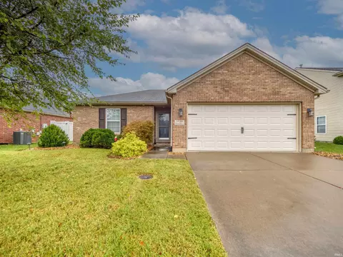 3530 Bronson Ln, Evansville, IN 47711