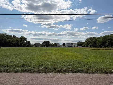 13 Oakside Road, Mishawaka, IN 46544