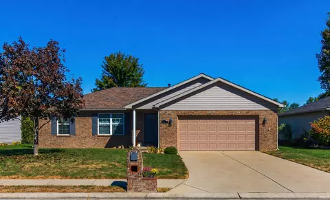 3444 Stoney Lake Dr, Evansville, IN 47725