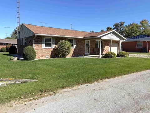 552 S W Shadey Ln, Winchester, IN 47394