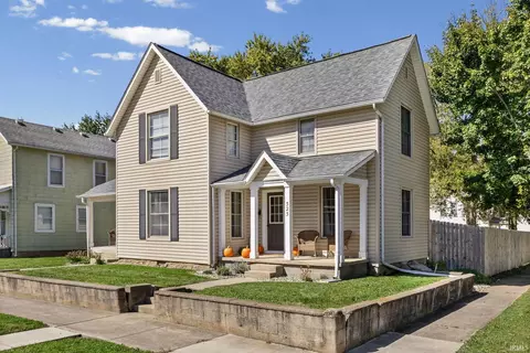 Exterior - 323 E Madison St, Delphi, IN 46923 photo 2 of 7