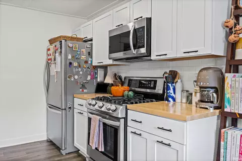 Kitchen - 323 E Madison St, Delphi, IN 46923 photo 3 of 5