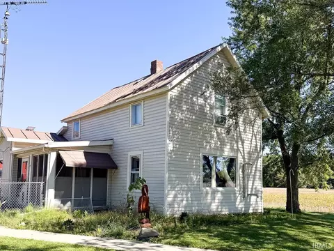 2640 E 300 N, Winchester, IN 47394