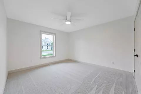 Bedroom - 324 W Warren St, Mitchell, IN 47446 photo 3 of 9