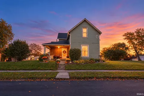 205 S Franklin St, Parker City, IN 47368