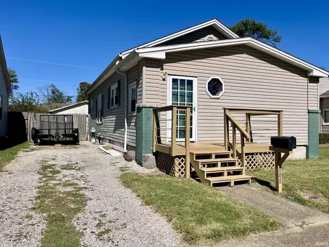 808 E Parkland Ave, Evansville, IN 47711