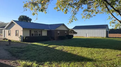5730 S State Rd, Connersville, IN 47331