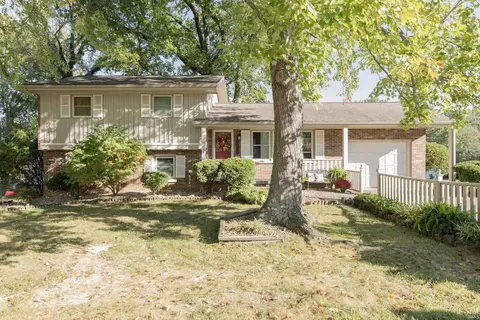 2228 Dusseldorf Dr, Evansville, IN 47711