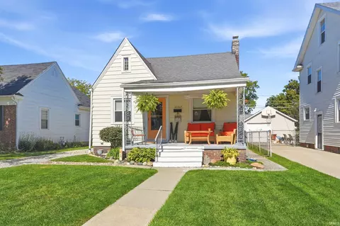 2107 Glenwood Ave, Fort Wayne, IN 46805