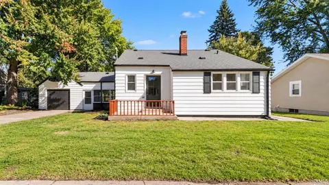 118 Myrtle St, South Bend, IN 46637