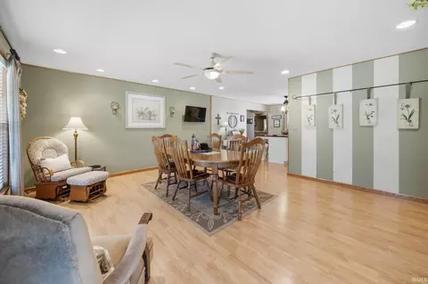 Dining - 44 Daffodil Ct, Jasper, IN 47546 photo 1 of 3