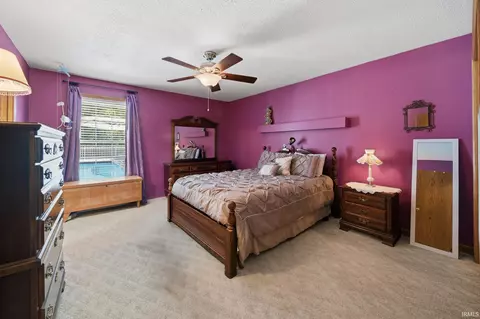 Bedroom - 44 Daffodil Ct, Jasper, IN 47546 photo 3 of 4