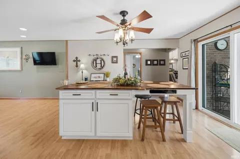 Kitchen - 44 Daffodil Ct, Jasper, IN 47546 photo 4 of 4