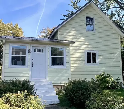 407 N Elm St, Nappanee, IN 46550