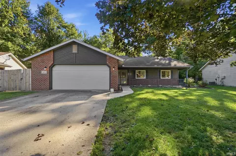 9615 Mariners Ridge Dr, Fort Wayne, IN 46819