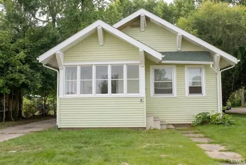 2223 S Main St, Elkhart, IN 46517