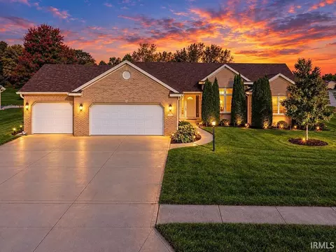 336 Crown Hill Dr, Huntington, IN 46750