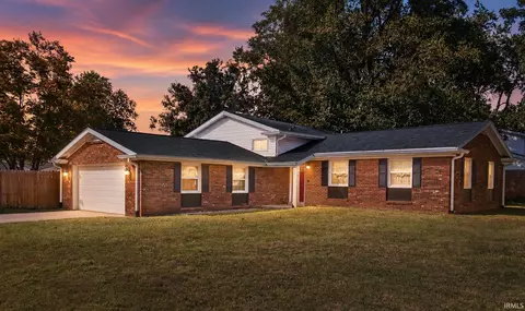 217 S Royal Ave, Evansville, IN 47715