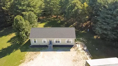 7021 W Alfred Ln, Ellettsville, IN 47429