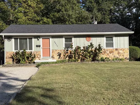 2612 Hawthorne Ave, Evansville, IN 47714