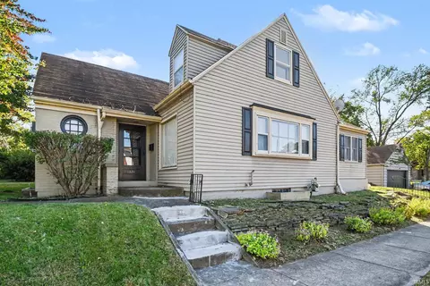1321 Leeper Ave, South Bend, IN 46617