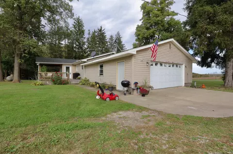 4965 W 400 S Rd, Portland, IN 47371