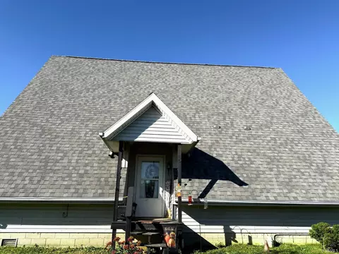 8469 S 450 W, Poneto, IN 46781