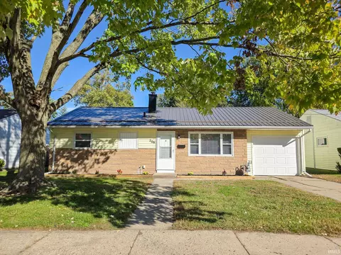 206 Homewood Ave, Elkhart, IN 46516