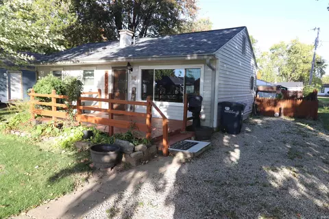 1005 Milroy St, Frankfort, IN 46041