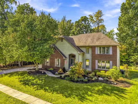 1814 Grey Birch Rd, Fort Wayne, IN 46814