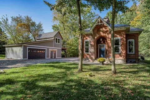 14318 Aboite Center Rd, Fort Wayne, IN 46814