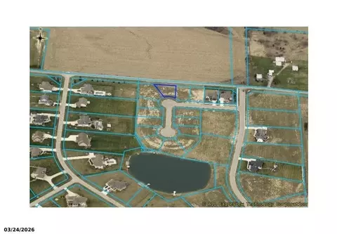2551 Pine Straw Dr, Auburn, IN 46706