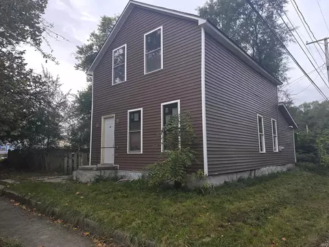 517 9th St, Elkhart, IN 46516