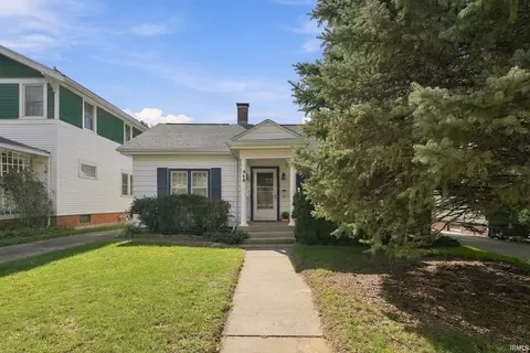 919 Pasadena Dr, Fort Wayne, IN 46807