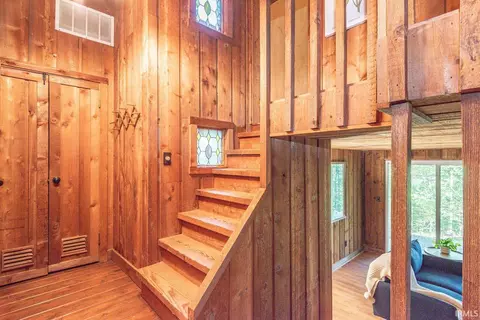 Entry Way - 3269 E Robinson Rd, Bloomington, IN 47408 photo 3 of 4