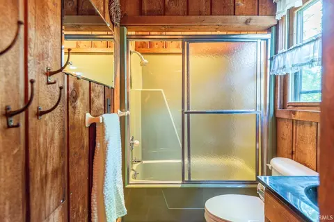 Bath - 3269 E Robinson Rd, Bloomington, IN 47408 photo 1 of 1