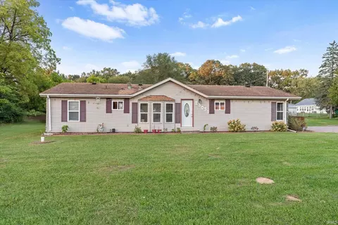 23031 Ardmore Trl, South Bend, IN 46628
