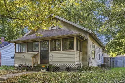 313 S Market St, North Manchester, IN 46962